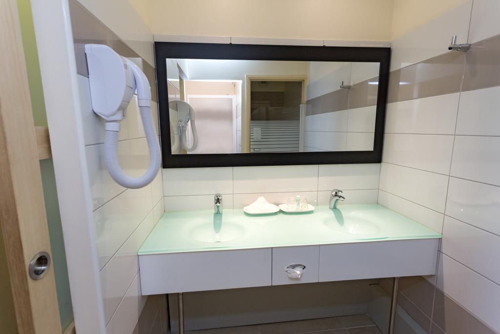 Hotel Austral By Exsel Saint-Denis Phòng bức ảnh